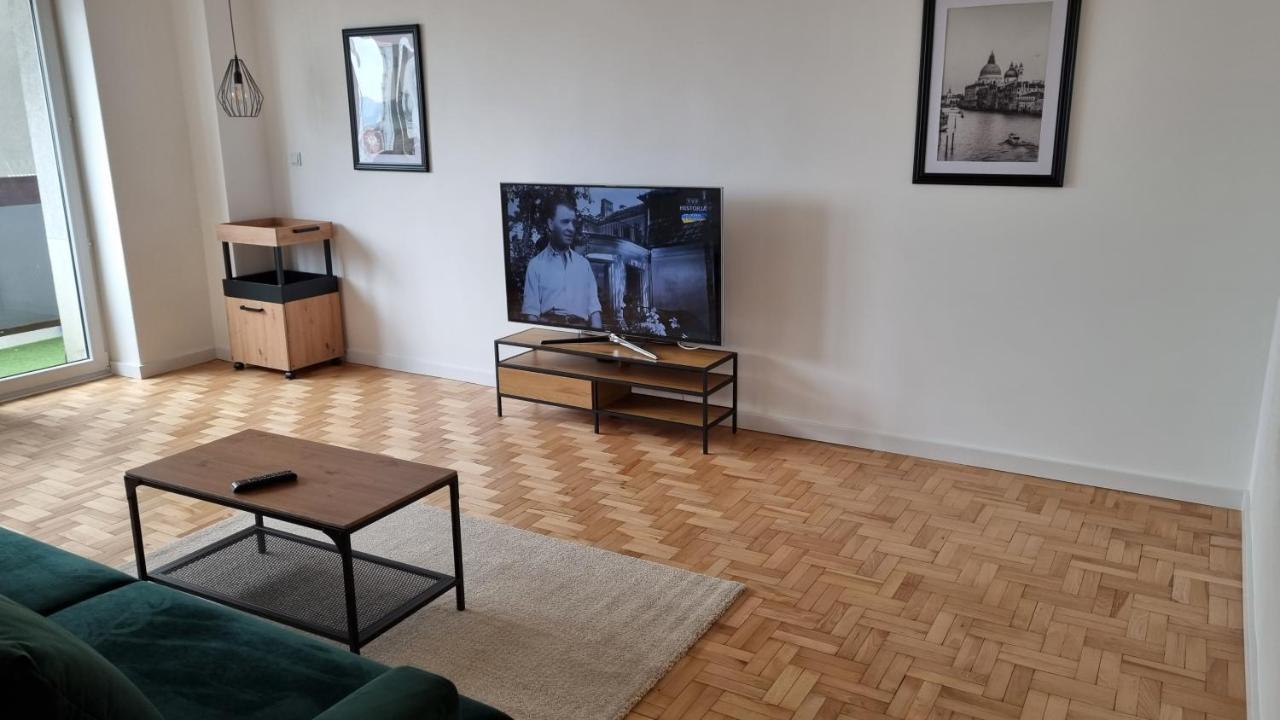 Clara Daire Rzeszow Dış mekan fotoğraf